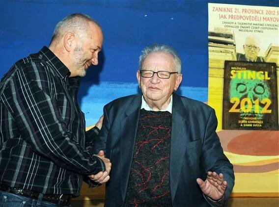 2012: nová kniha cestovatele Stingla. Co předpověděli Mayové?