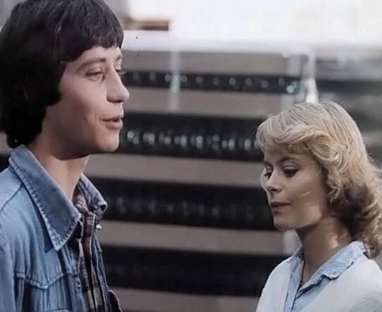 Pavel Kříž a Miroslava Šafránková v komedii Jak svět přichází o básníky (1981, režie Dušan Klein)