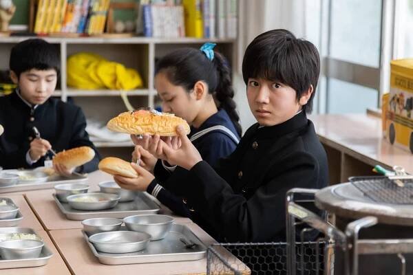Taiki Tazawa - Oišii kjúšoku: Road to Ikameši - Z filmu