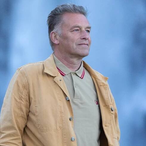 Chris Packham asks UK government to help stop animal cruelty abroad