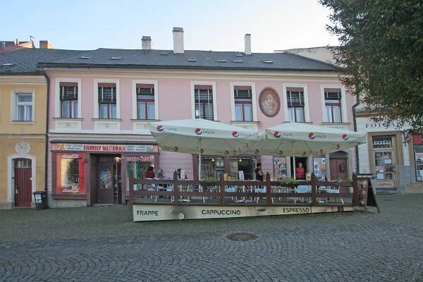 Soubor:Měšťanský dům (Kutná Hora), Palackého nám. 93.JPG – Wikipedie