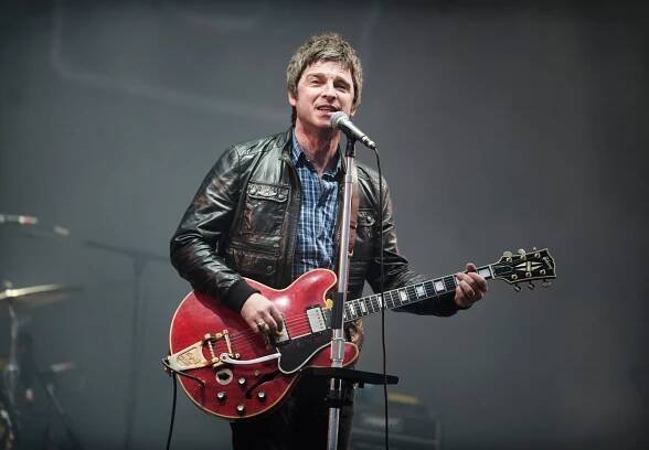 Noel Gallagher's Epic Year-End Gripe Session Tackles Kanye West, Arcade Fire
