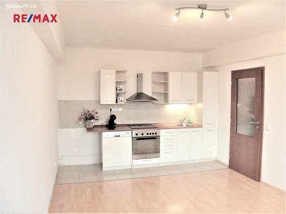 Pronájem bytu 2+kk 43 m², U Školky, Sedlčany