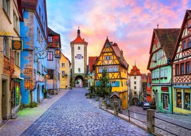 ENJOY Puzzle Staré město Rothenburg, Německo 1000 dílků