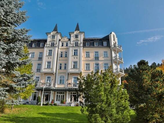 Romantický wellness pobyt v Mariánských Lázních s polopenzí - 24travel.cz