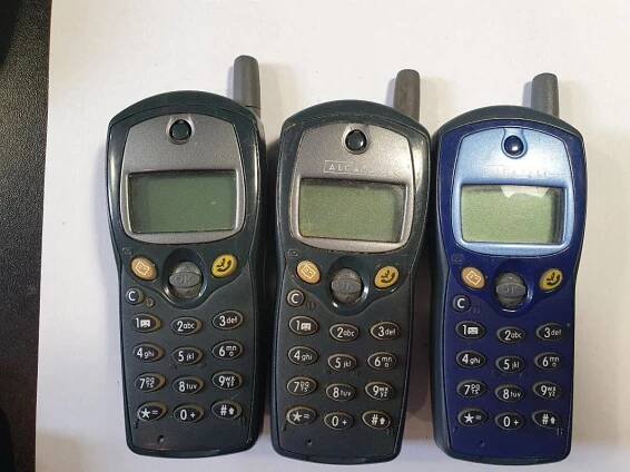 Alcatel OT 301, BE4 - 3ks, č.411