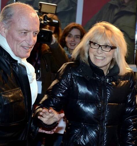 Soubor:Mireille Darc 2014 2.jpg – Wikipedie