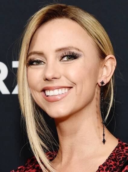 Riley Voelkel - Actress