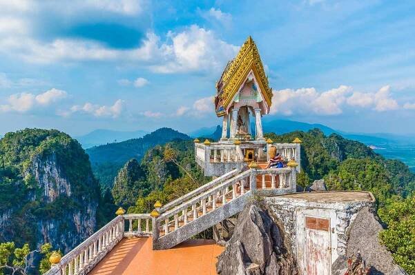 shutterstock_1114284335_What_Tham_Seua_Tygri_jeskyne