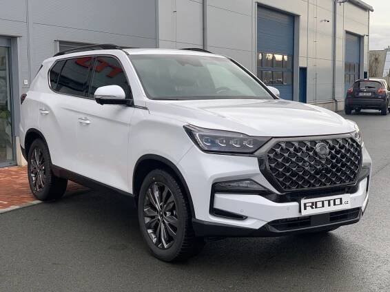 REXTON BLACK EDITION - KGM - ROTO Plzeň