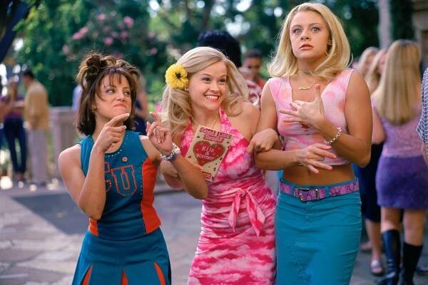 Alanna Ubach, Reese Witherspoon and Jessica Cauffiel in 2001's 
