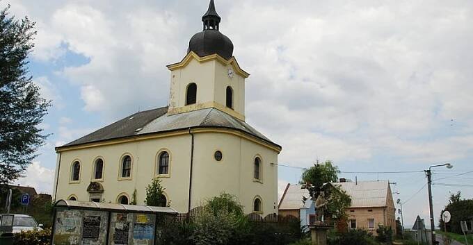 Kostel svatého Mikuláše v Tisové u Tachova - cokolivokoli.cz