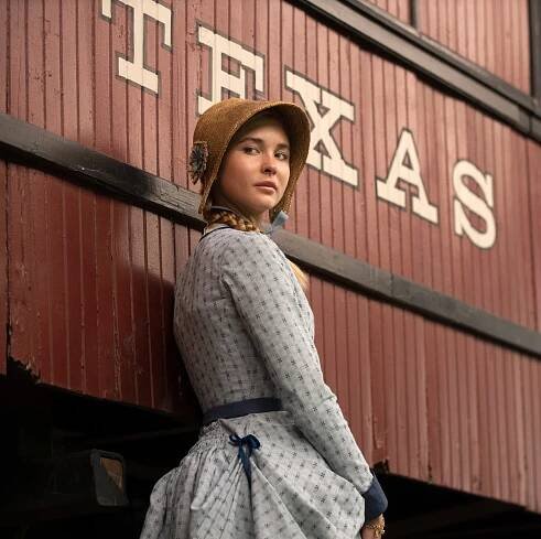 1883's Isabel May Opens Up About the Yellowstone Prequel