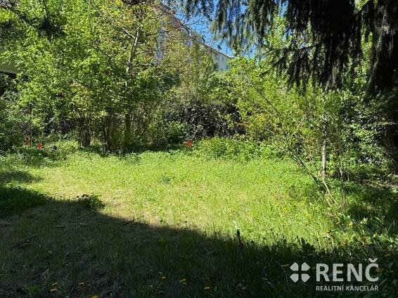 Pronájem zděného bytu 4+kk se zahradou 130 m2 v MČ Brno - střed, na ul. Grohova | Realitní kancelář RENČ s.r.o. - KONTAKTY