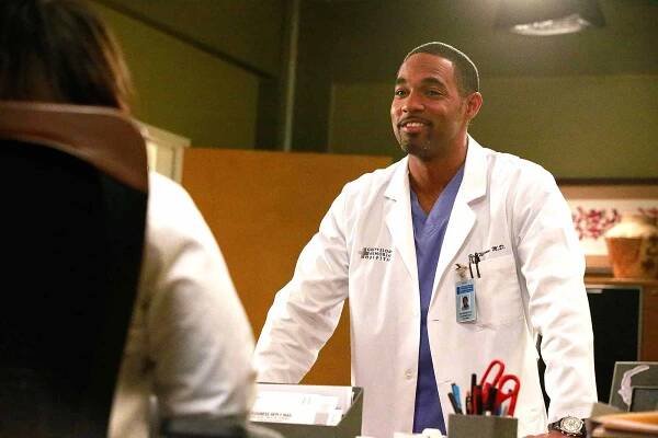Jason George Supports 'Grey's Anatomy' 's Controversial Cast Shake-up: 'You Need Drama'