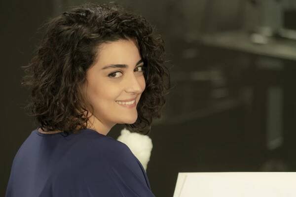Merve Polat - Camdaki Kız - Episode 1 - Z filmu