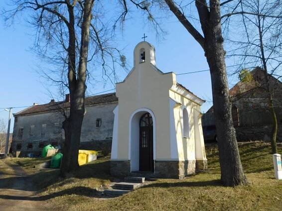 Kaple v Radošovicích | Drobné památky 