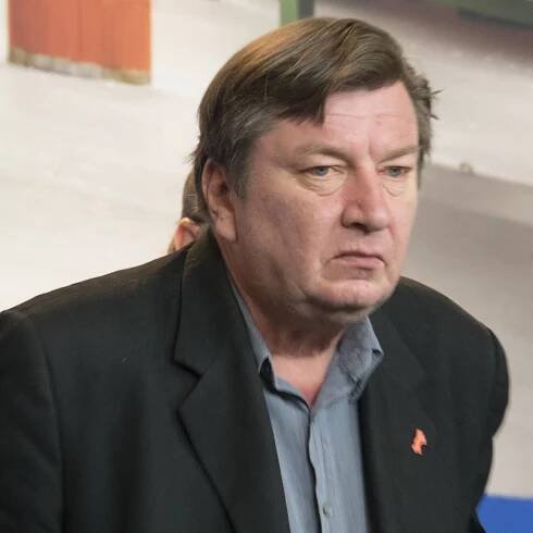 Aki Kaurismäki: *4.4.1957, finský filmový režisér, scenárista, producent a herec