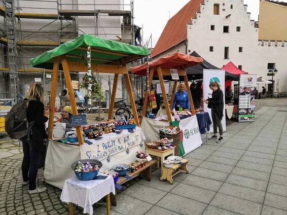 Ekologický trh: Ochutnejte místní a bio produkty