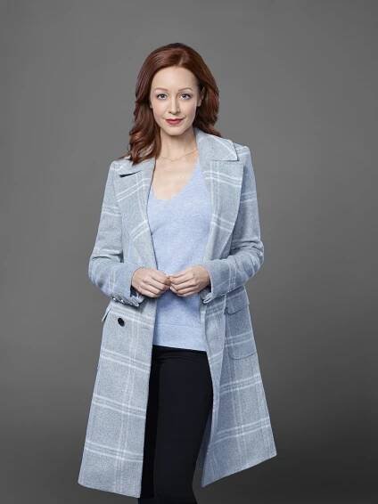 Lindy Booth - SnowComing - Promo