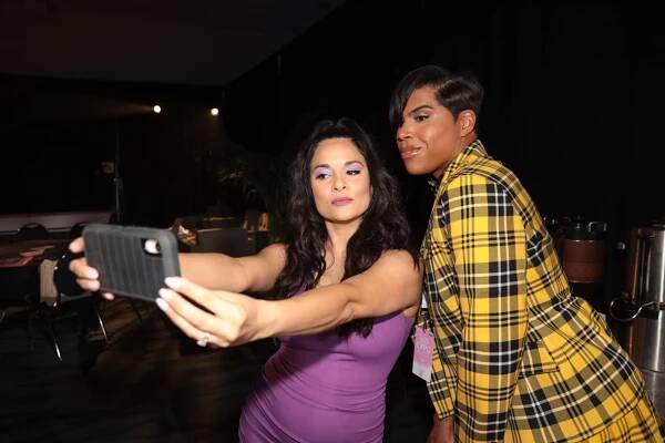 Alisa Reyes, E.J. Johnson
