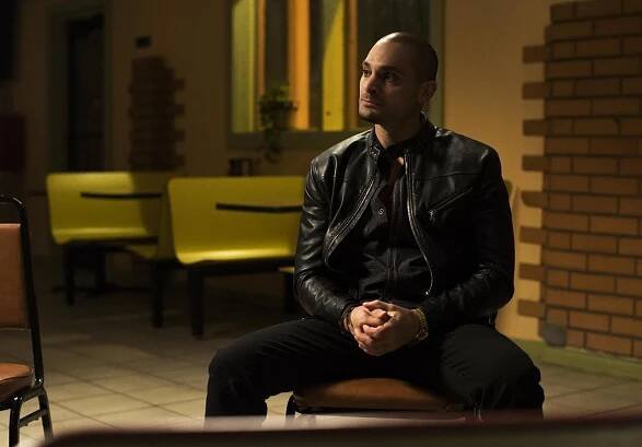 Volejte Saulovi - Off - Z filmu - Michael Mando