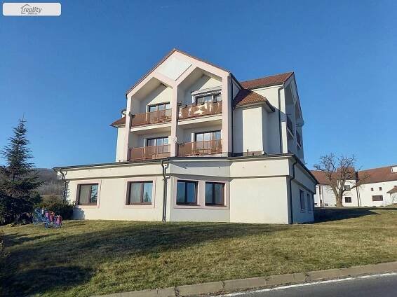Pronájem Byt 1+kk, Dobrovice - Sýčina, okres Mladá Boleslav