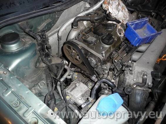 Výměna rozvodů a vodní pumpy – Octavia 20v turbo - www.autoopravy.eu