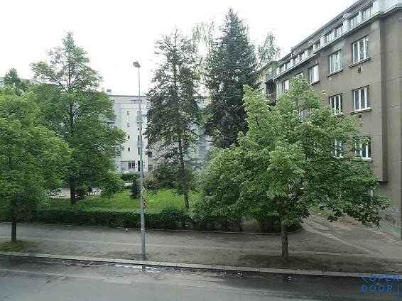Pronájem Byt 1+kk, Na hroudě, Praha 10 - Strašnice