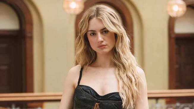 Grace Van Patten on starring in 'The Twisted Tale of Amanda Knox' - Los Angeles Times