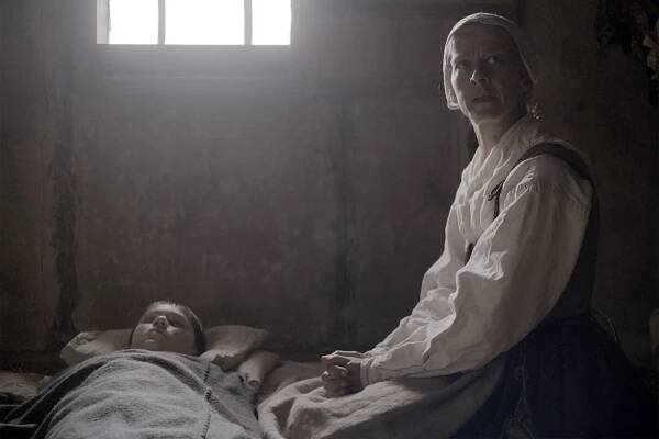Harvey Scrimshaw and Kate Dickie in 'The Witch'