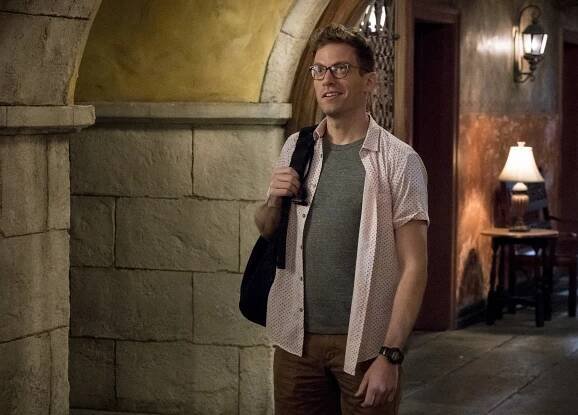 Námořní vyšetřovací služba L. A. - Vše je rozzářené - Z filmu - Barrett Foa