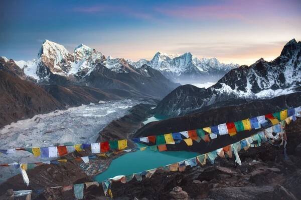 pohled z gokyo ri při západu slunce - nepál - stock snímky, obrázky a fotky