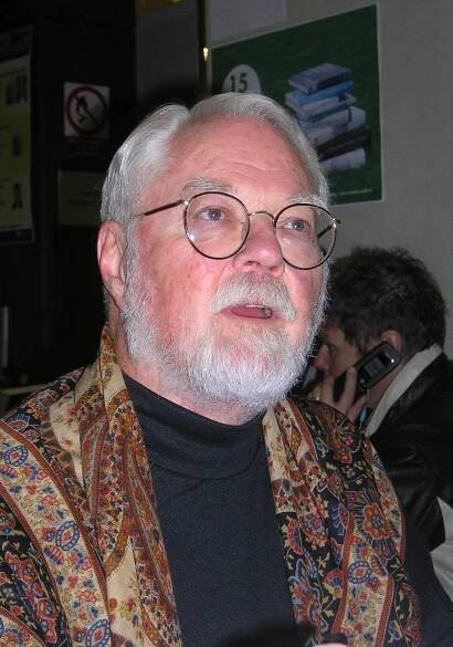 Soubor:Robert Fulghum 2011.jpg – Wikipedie