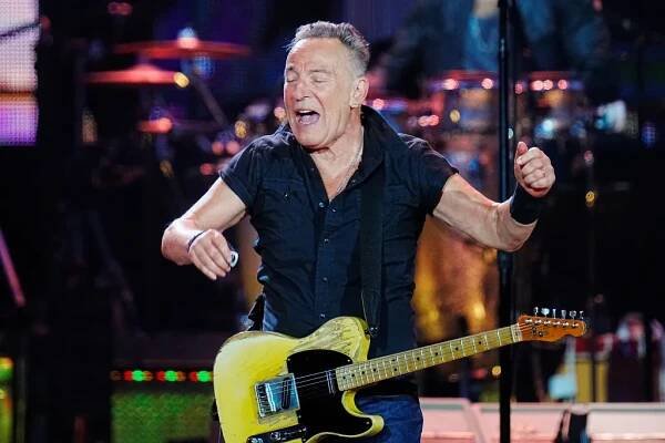 Desetitisíce zklamaných fanoušků! Bruce Springsteen odložil pražský koncert kvůli hlasivkám