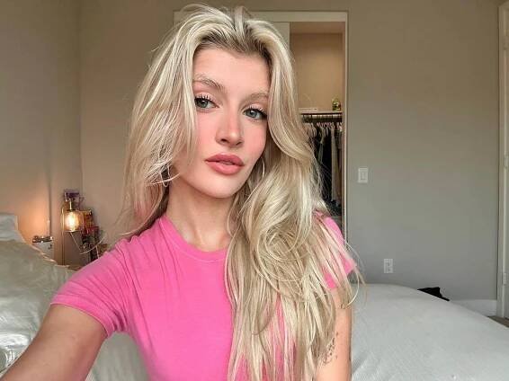 Dcera Charlieho Sheena nechala práce v cukrárně a šla na OnlyFans. Tohle tělo jí vydělalo 3 miliony dolarů!