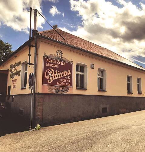 Pradelská drinks – Pěstitelská pálenice