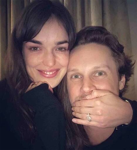 Elizabeth-Henstridge-engaged-3