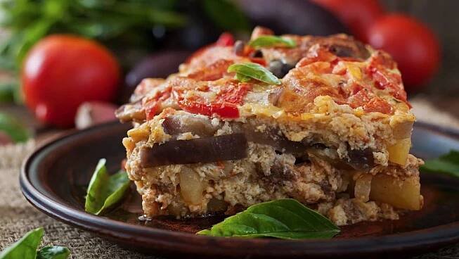Na zeleninové "lasagne" použijte místo těstovin plátky cuket nebo lilků podle našich rad
