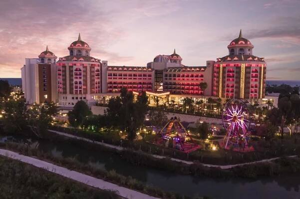 DELPHIN BE GRAND RESORT - Turecko - Turecká riviéra - Lara | Superzajezdy.cz