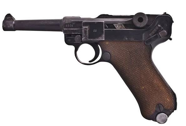 Pistole a revolvery z období WWII - přehled, rady a tipy - Historické a sbírkové zbraně - Střelecké fórum
