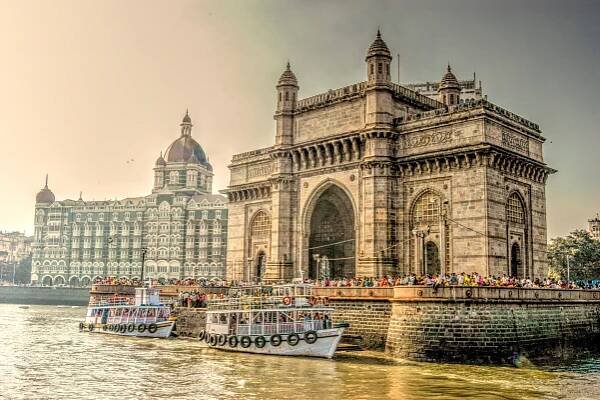 10 places to live it up in Mumbai