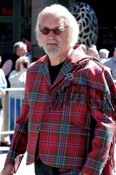 Grand Marshal Billy Connolly and Family (Wife Pamela Stephenson, daughters Scarlett and Amy) during the New York City Tartan Day Parades
