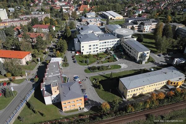 V novoměstské nemocnici již zrušili zákaz návštěv