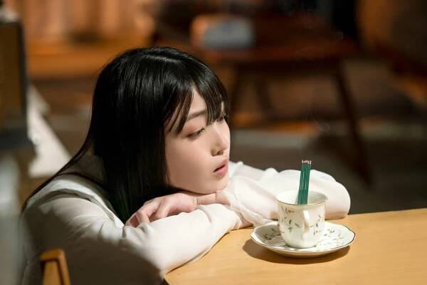 A Girl in My Room (2022) by Natsuki Takahashi - Japanese Film Reviews