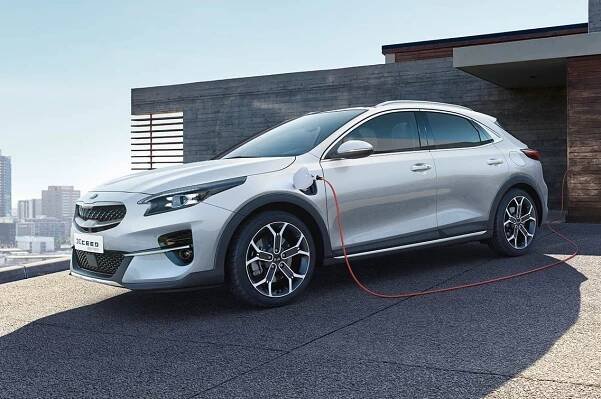 Přehledně: Zde jsou všechny vozy s pohonem plug-in hybrid do 1 milionu Kč