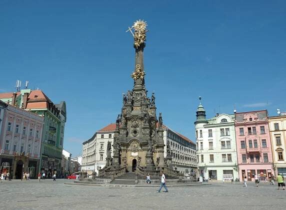 Street Life in Olomouc,Czech Republic Editorial Image - Image of european, baroque: 14866170