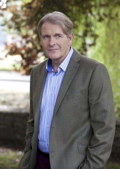 Robert Bathurst - Vraždy podle Agathy - Promo