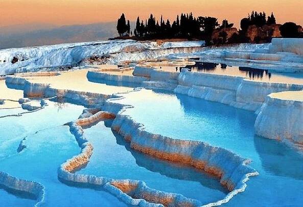 Full-day Pamukkale and Hierapolis Tour from Selcuk or Kusadasi