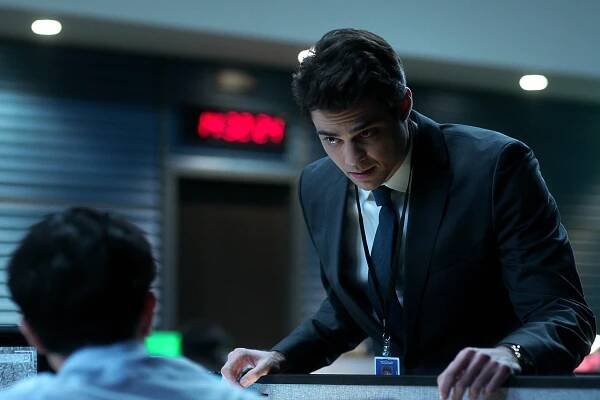 Noah Centineo Stars As a CIA Lawyer In This 'Recruit' Sneak Peek